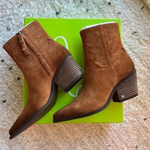 BNIB Sam Edelman Western Booties